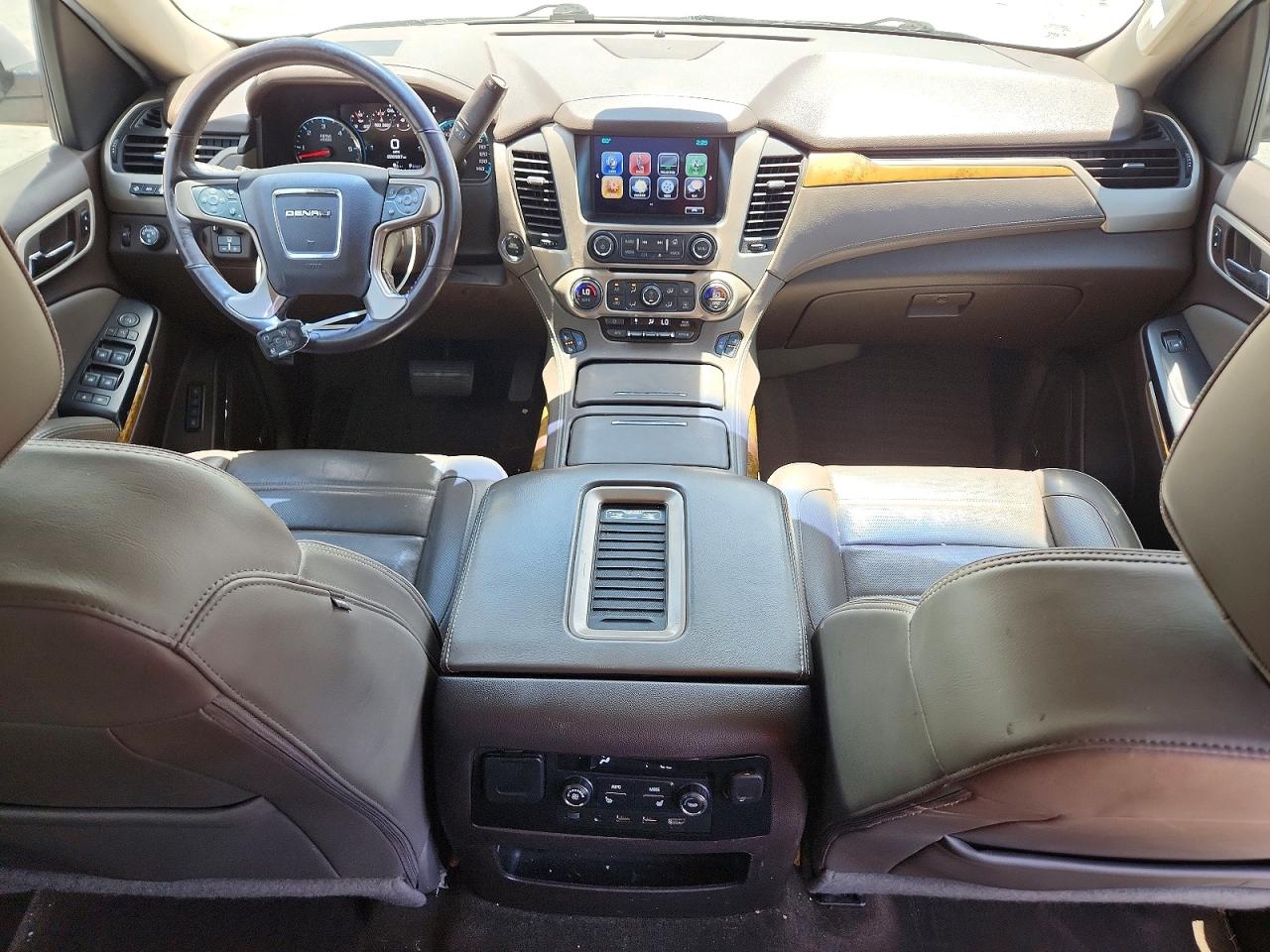 GMC Yukon Denali
