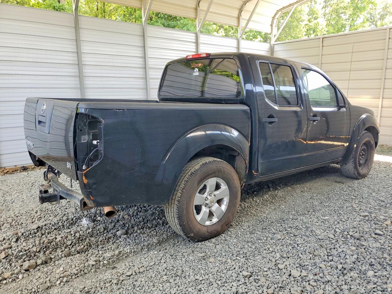 Nissan Frontier S