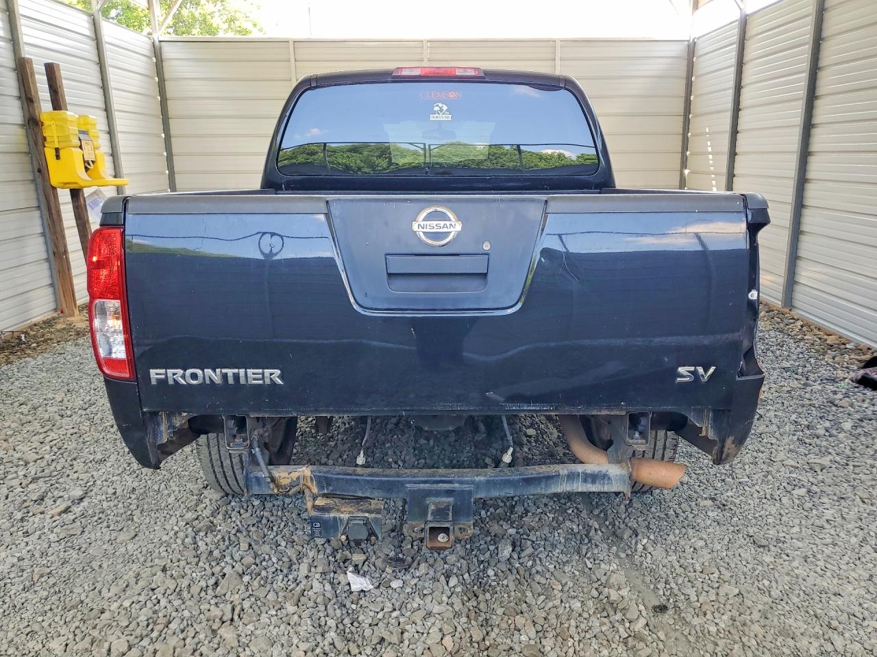 Nissan Frontier S