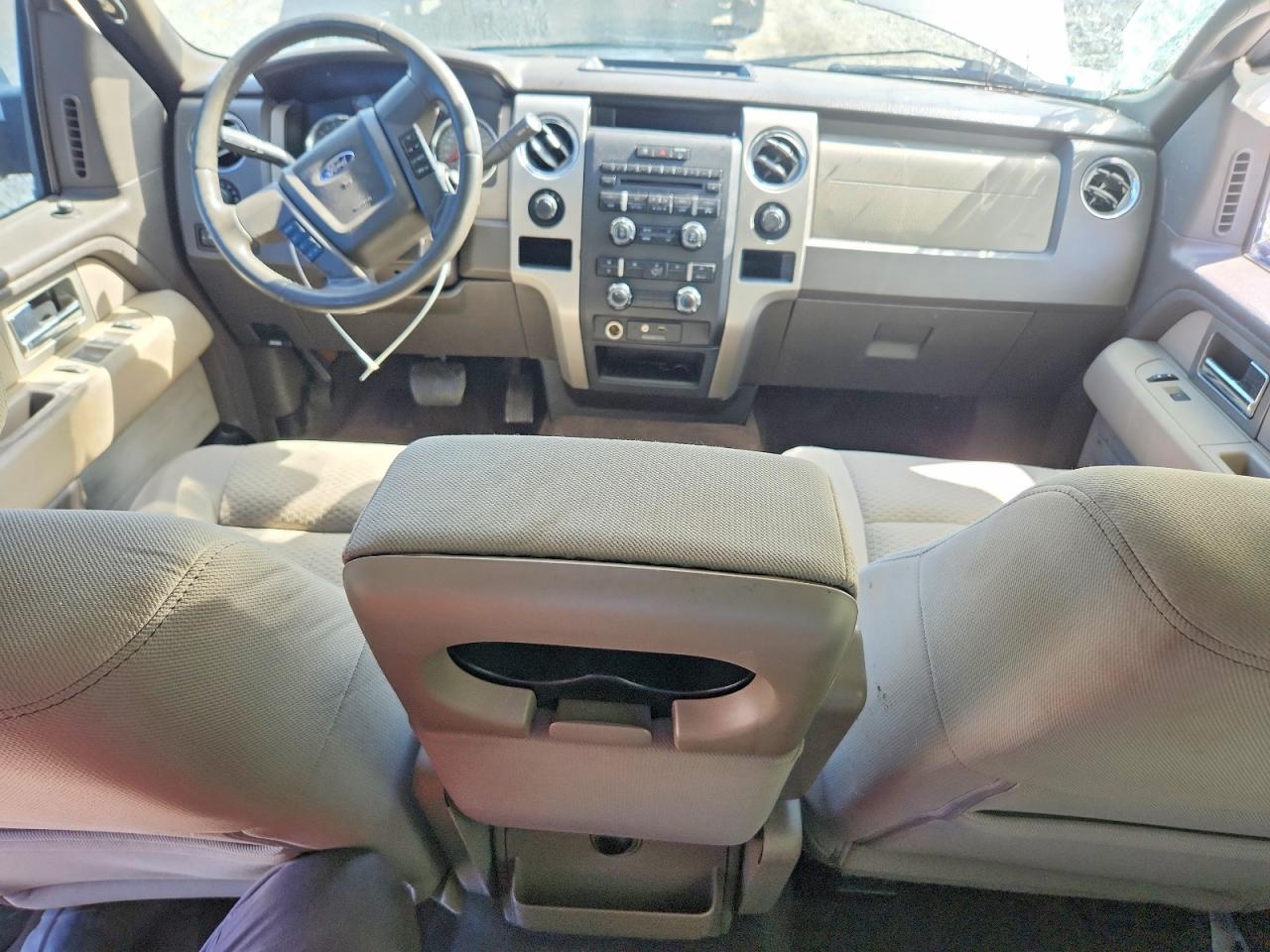 Ford F-150 Super Cab