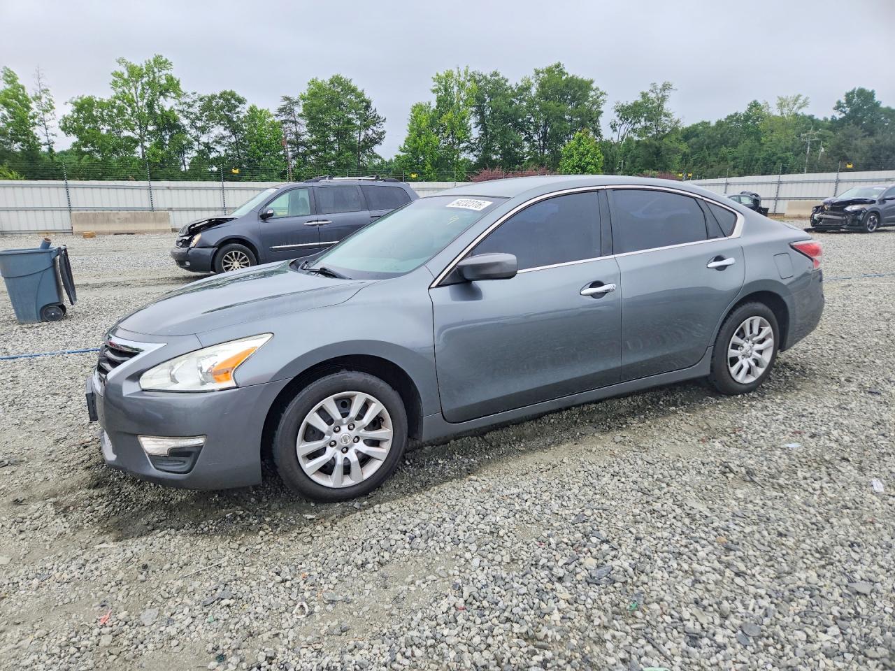 Salvage Nissan Altima Image