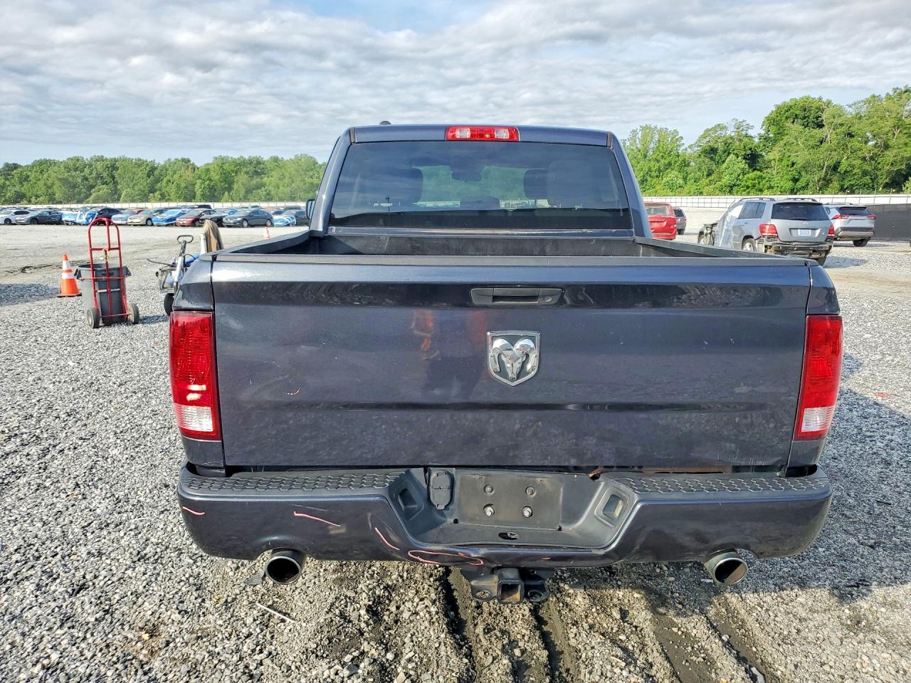 Ram 1500 St