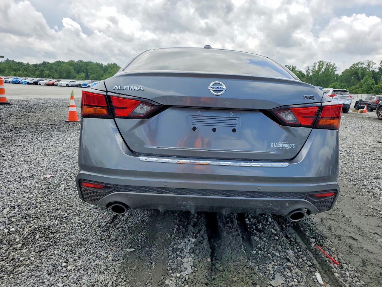 Nissan Altima Sr
