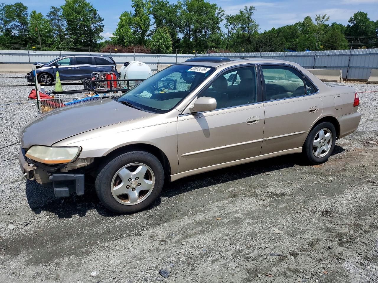 Salvage Honda Accord Image