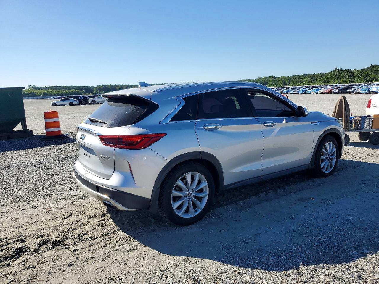 INFINITI Qx Luxe