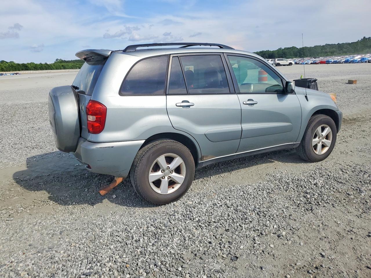 Toyota RAV4 Base