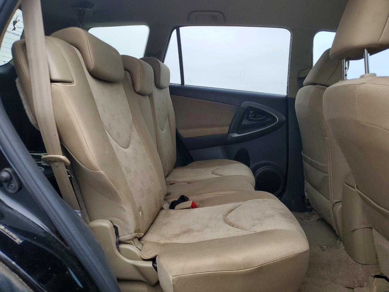 Toyota RAV4 Base