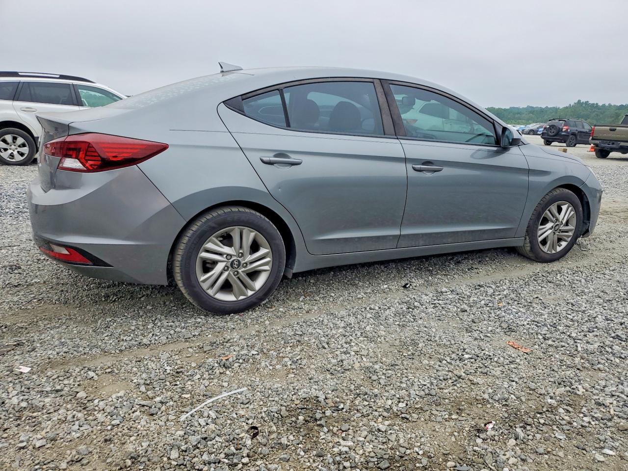 Hyundai ELANTRA Sel