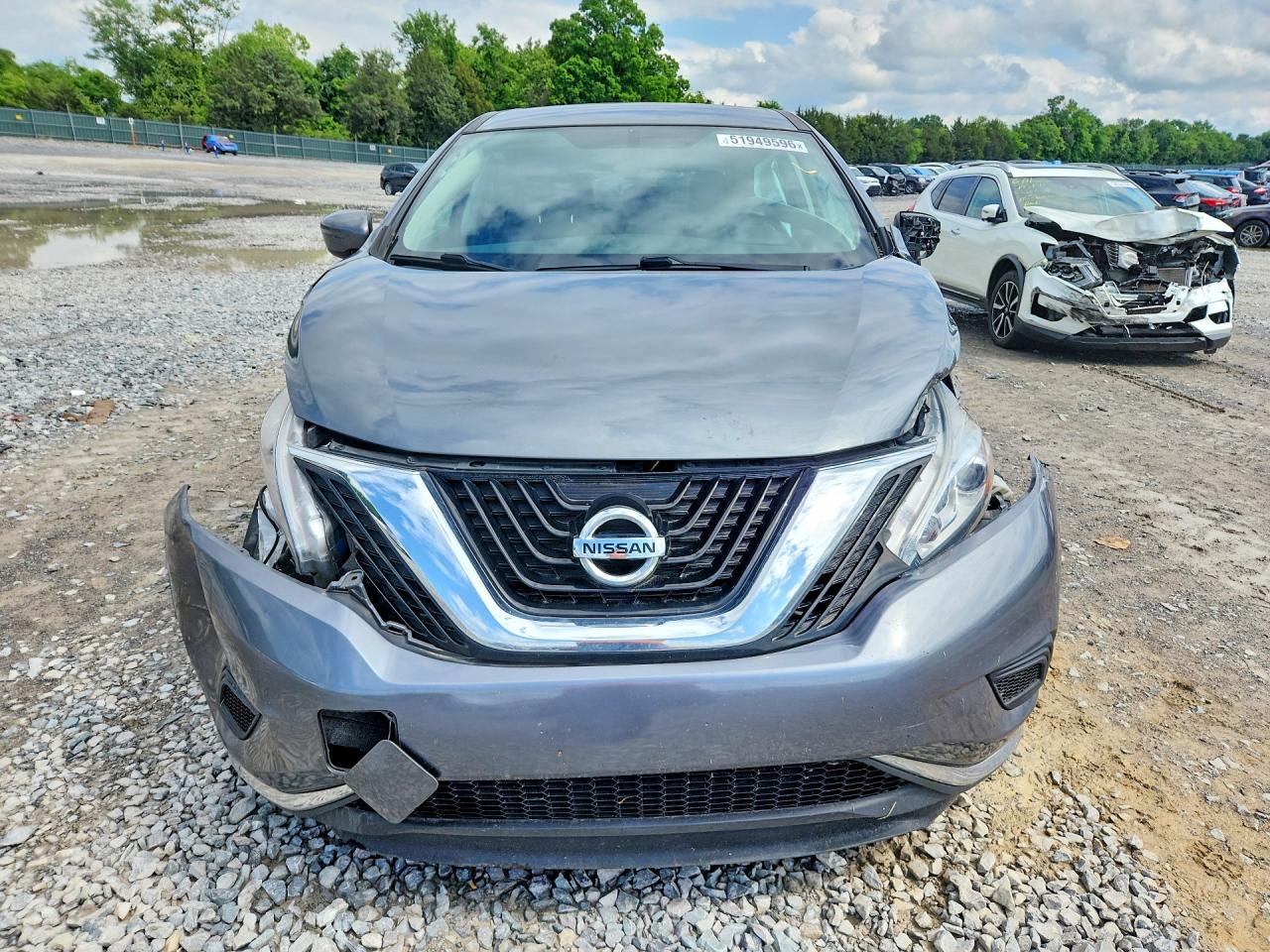 Nissan Murano S