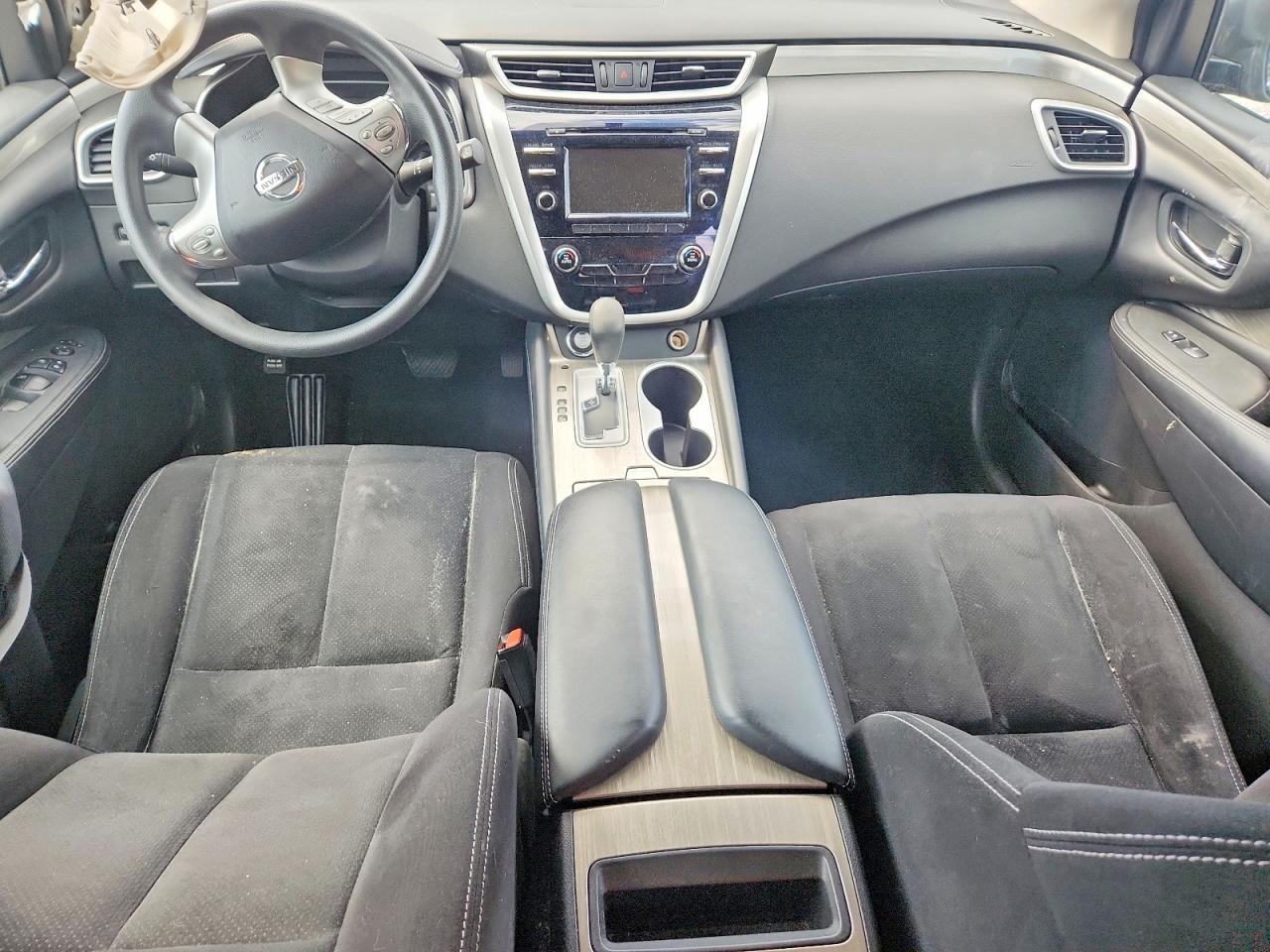 Nissan Murano S