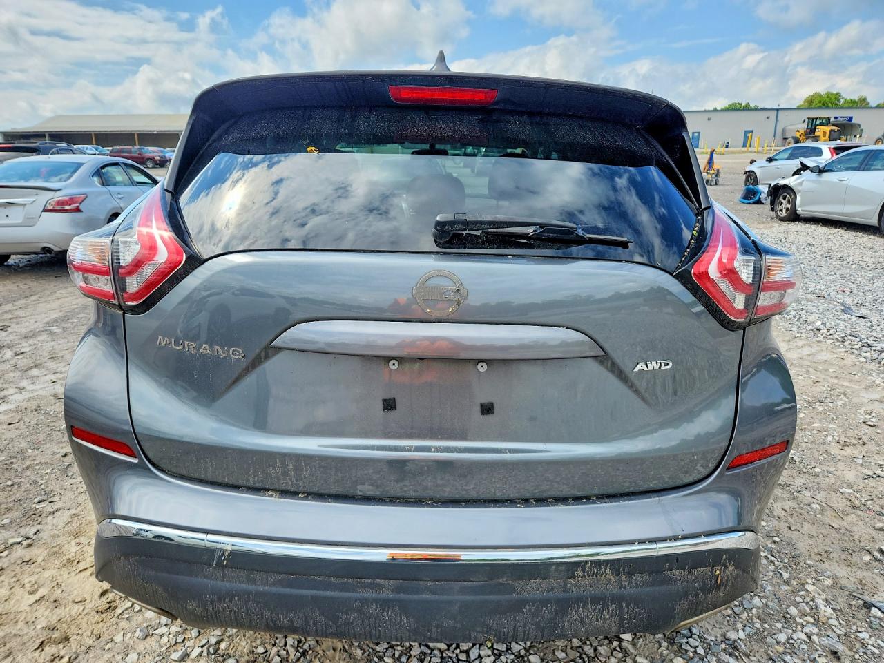 Nissan Murano S