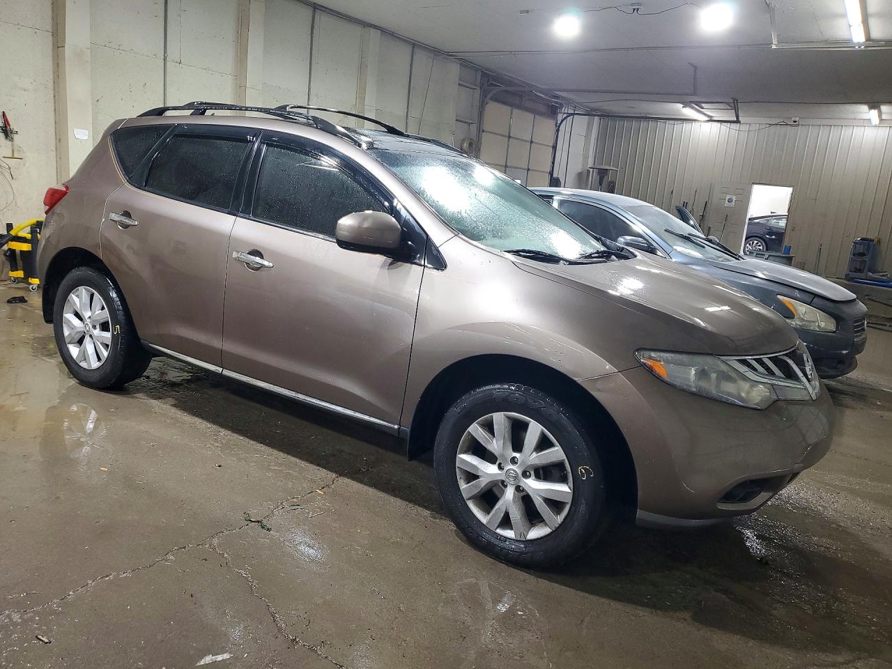 Nissan Murano S