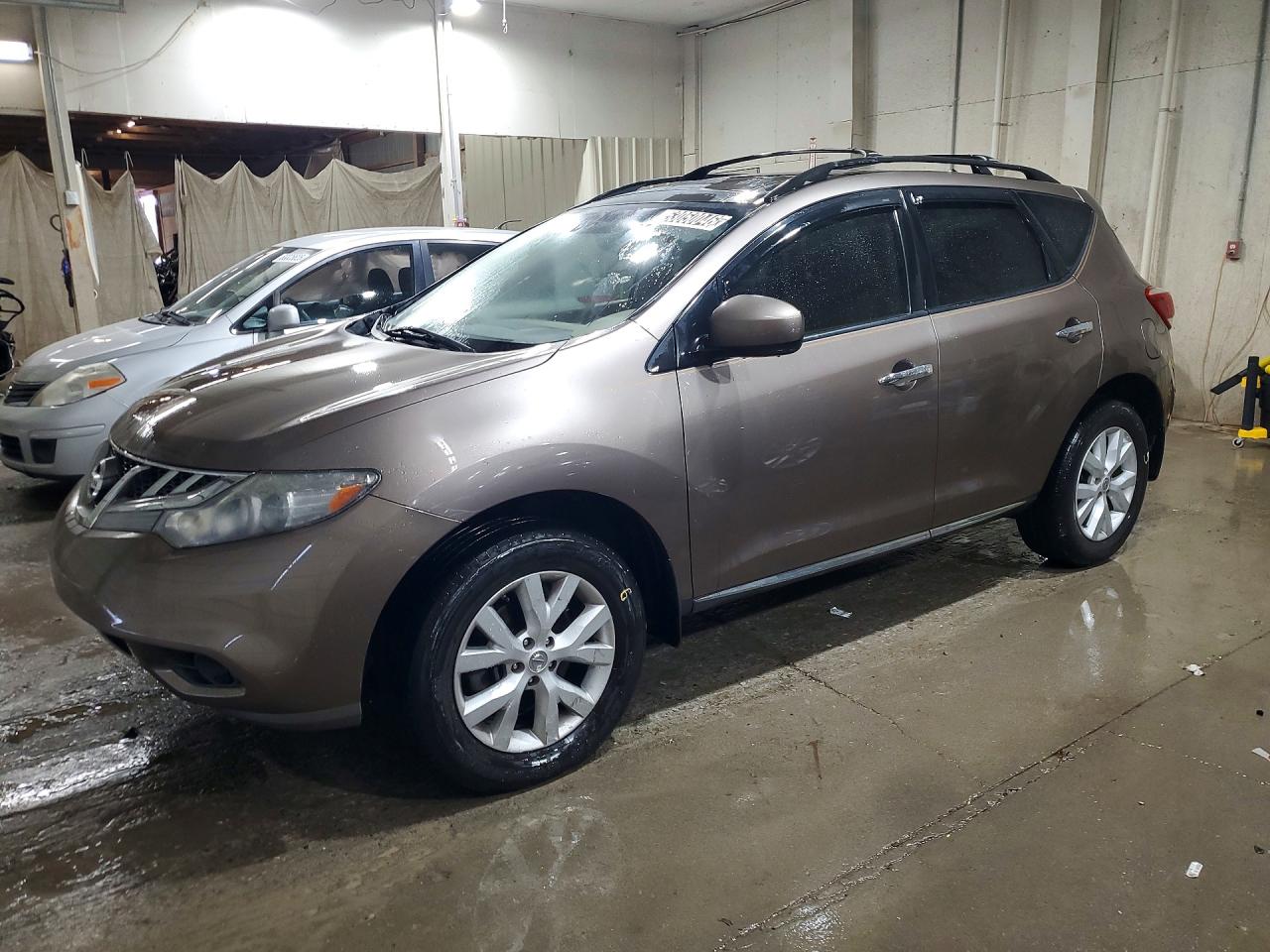 Salvage Nissan Murano Image