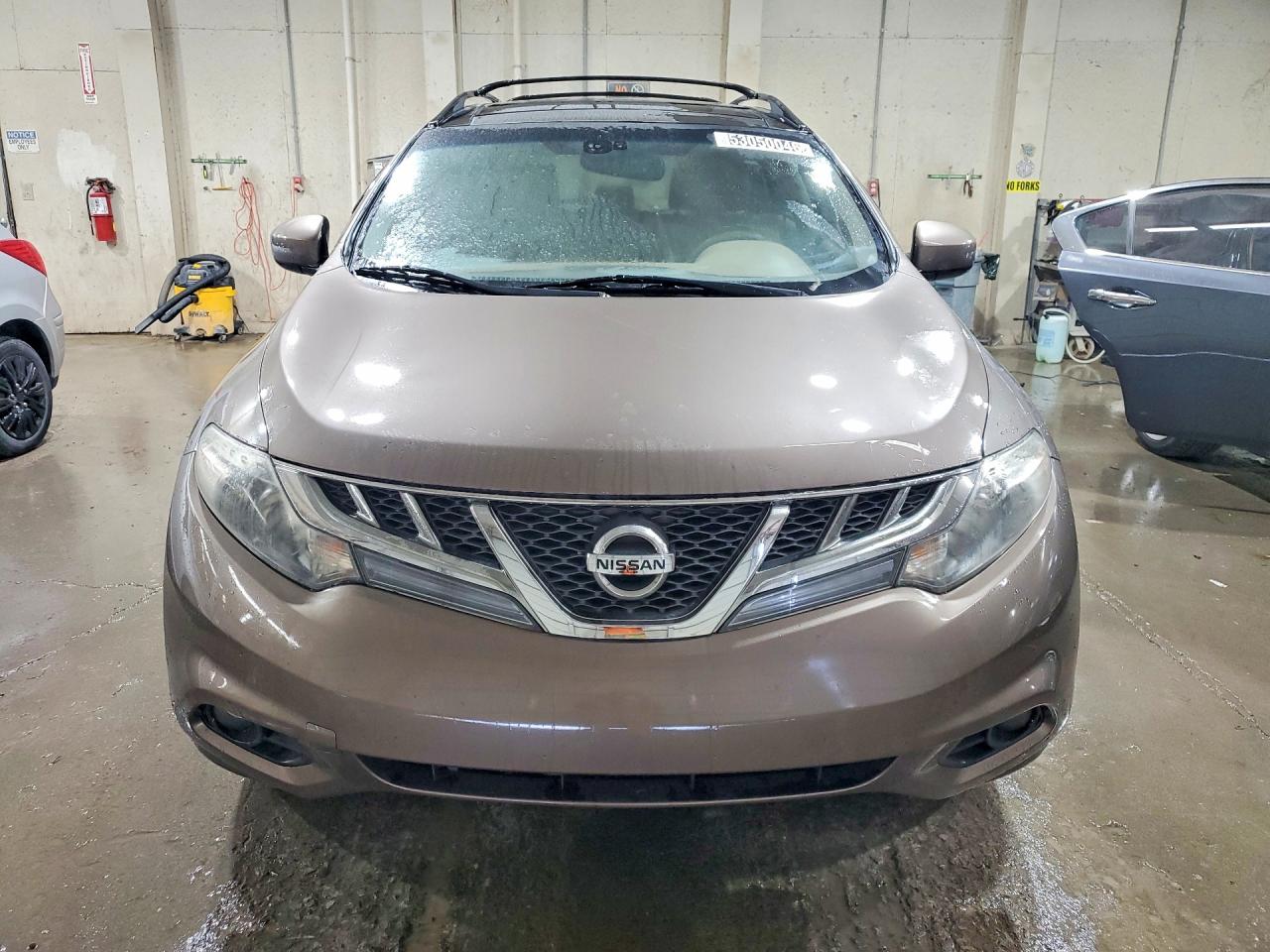 Nissan Murano S