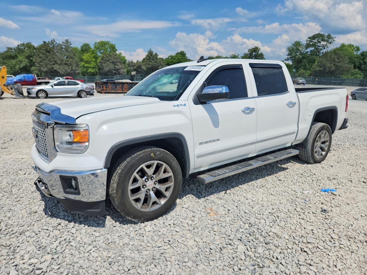 Salvage GMC Sierra Image