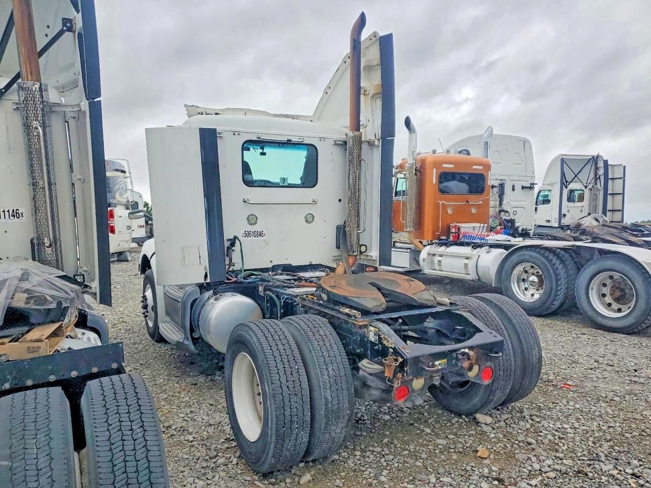 Peterbilt 579