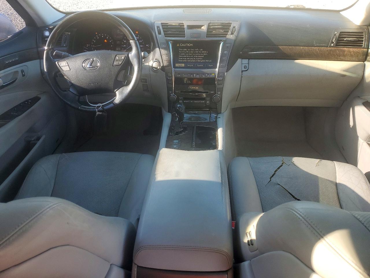 Lexus LS 460