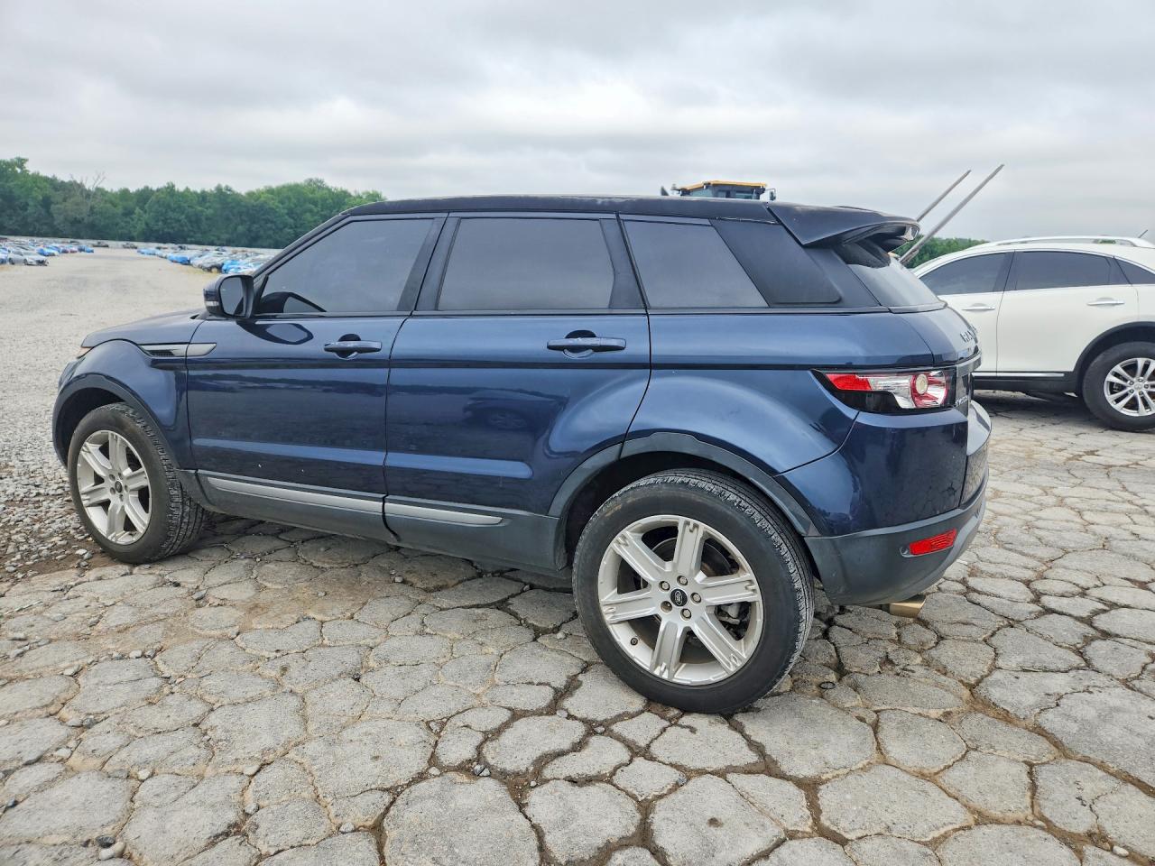 Land Rover Range Rover Pure Plus