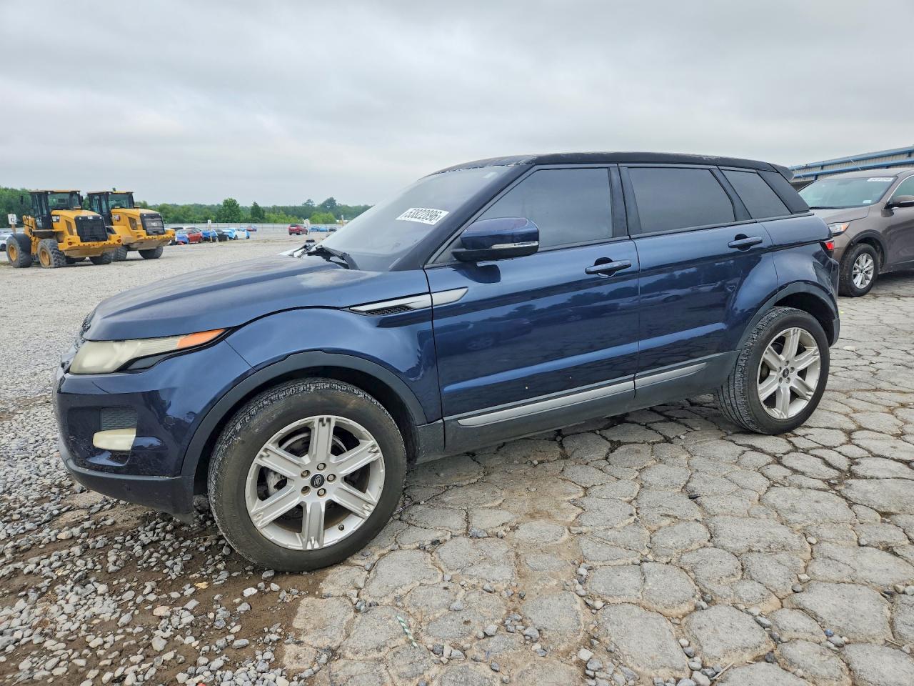 Salvage Land Rover Range Rover Image