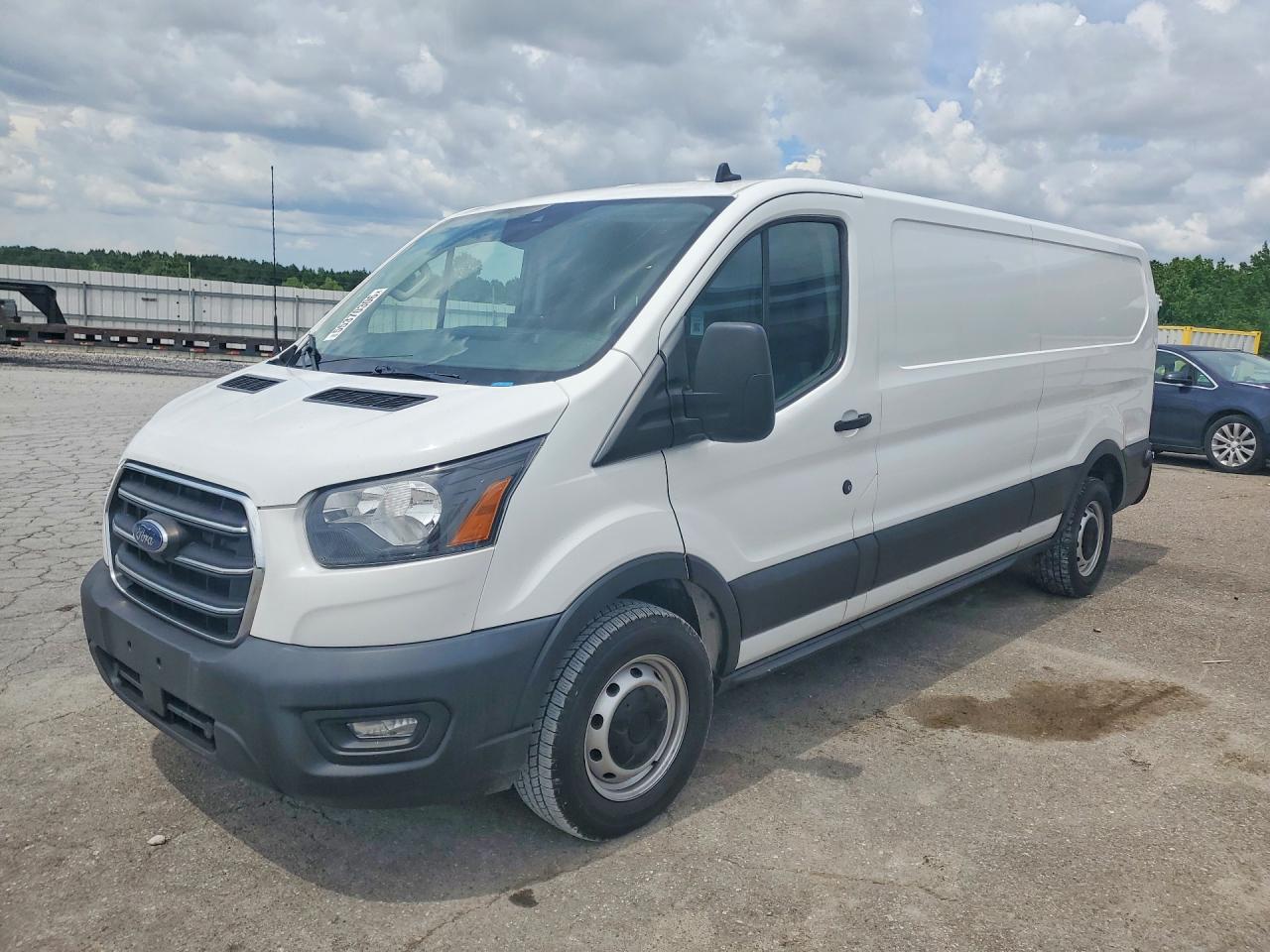 Salvage Ford Transit Image