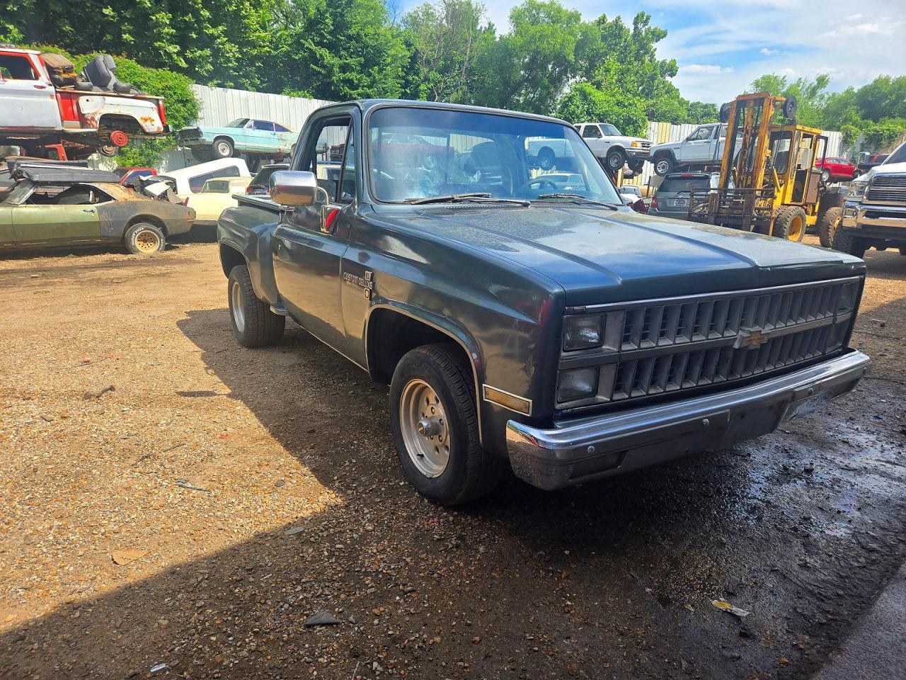 Salvage Chevrolet Ck Series Image