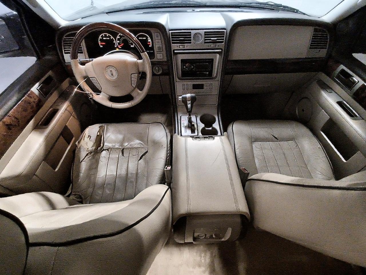 Lincoln Navigator