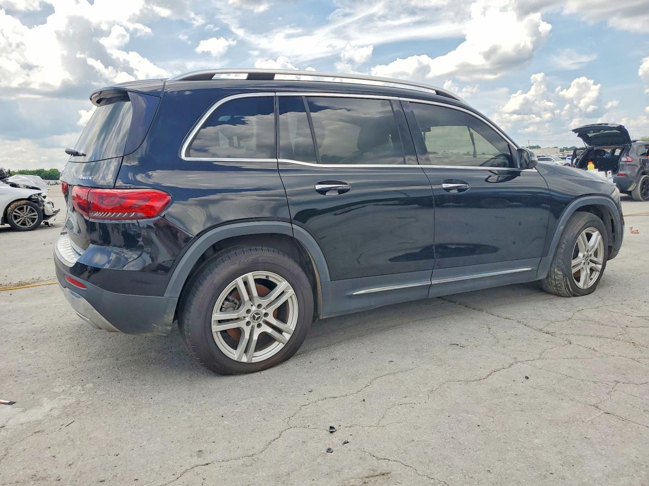 Mercedes-Benz GLB 250 4matic