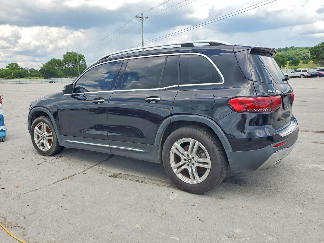 Mercedes-Benz GLB 250 4matic
