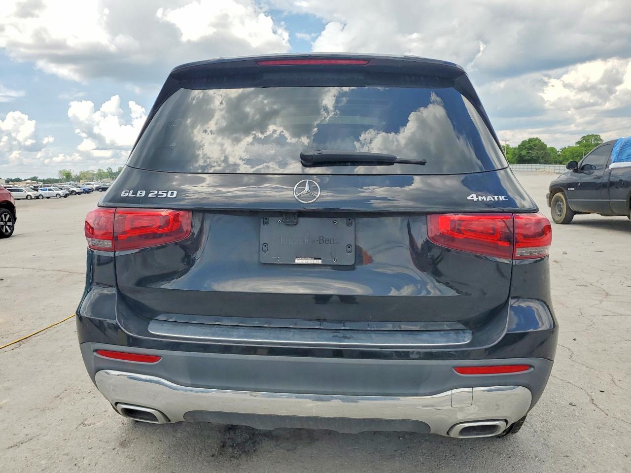 Mercedes-Benz GLB 250 4matic