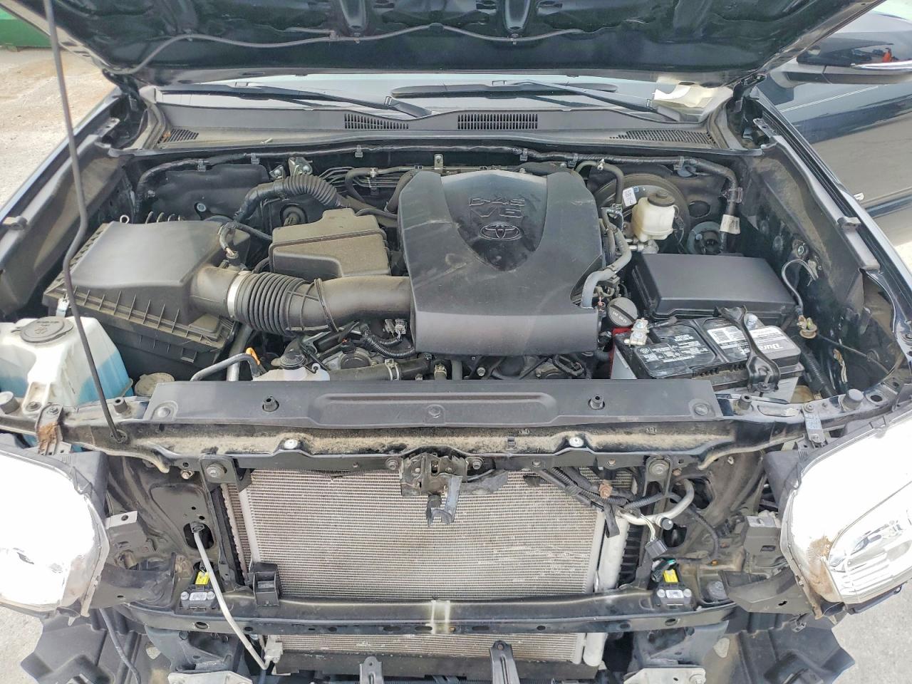 Toyota Tacoma Sr5 V6