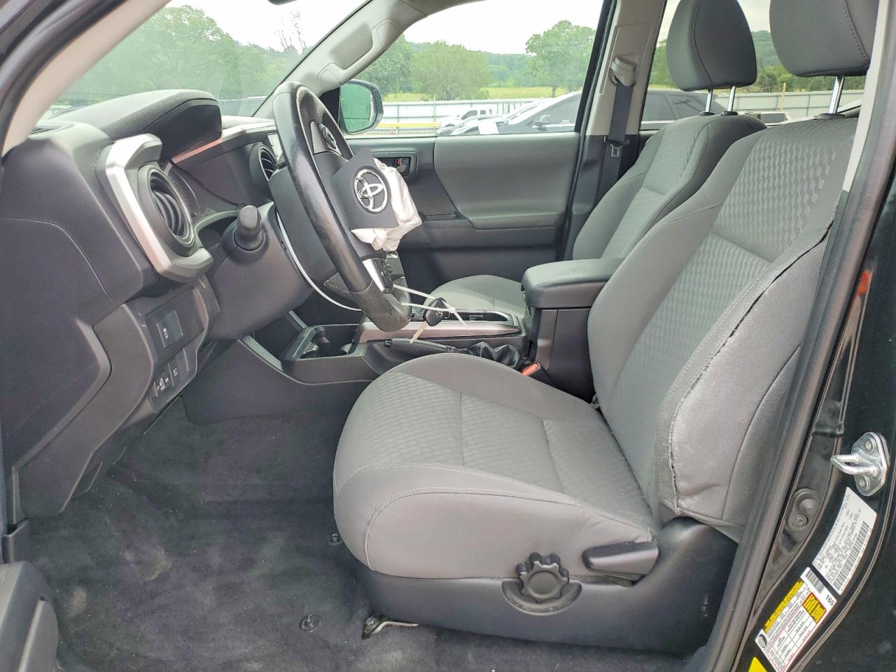Toyota Tacoma Sr5 V6