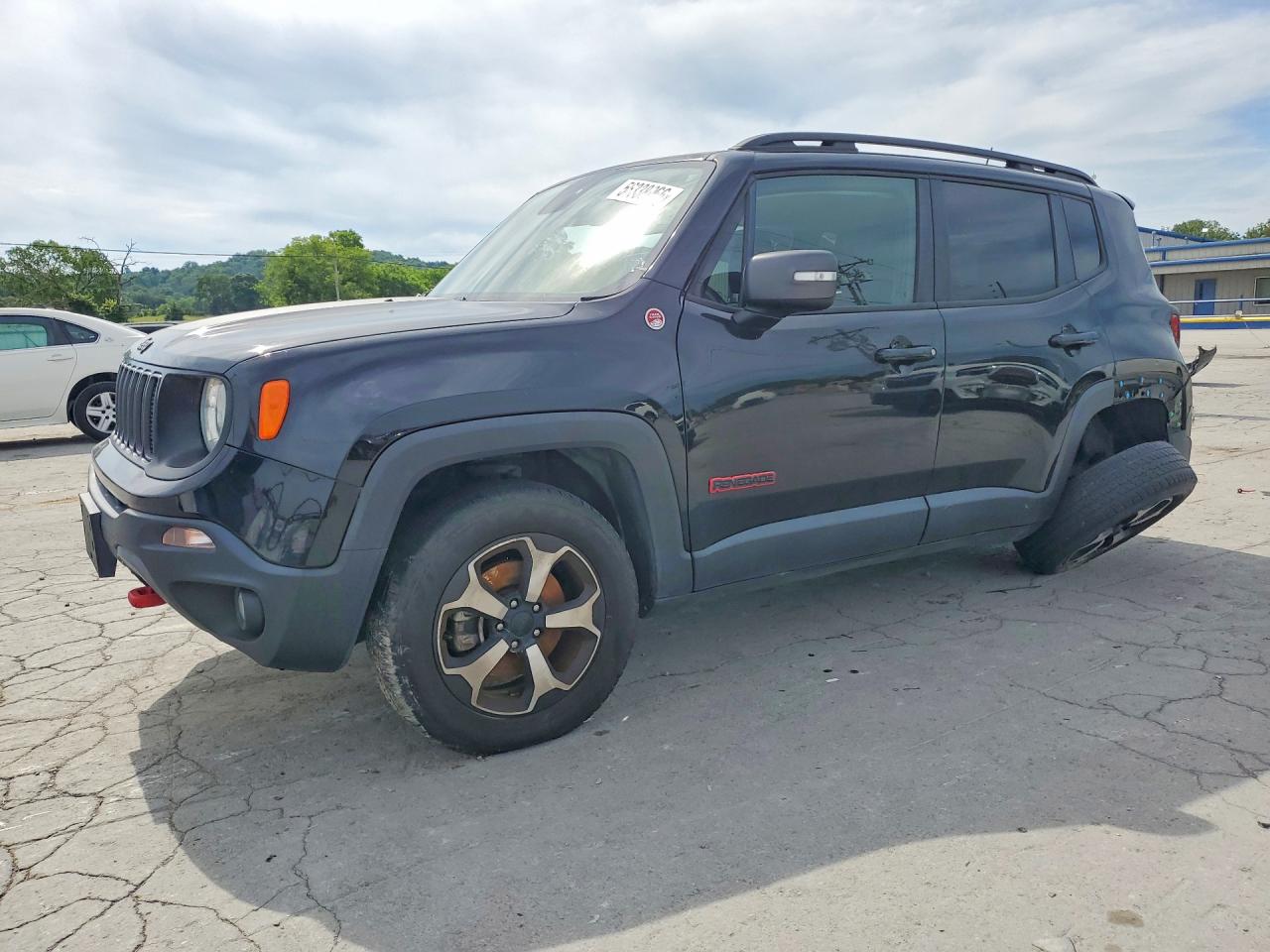 Salvage Jeep Renegade Image