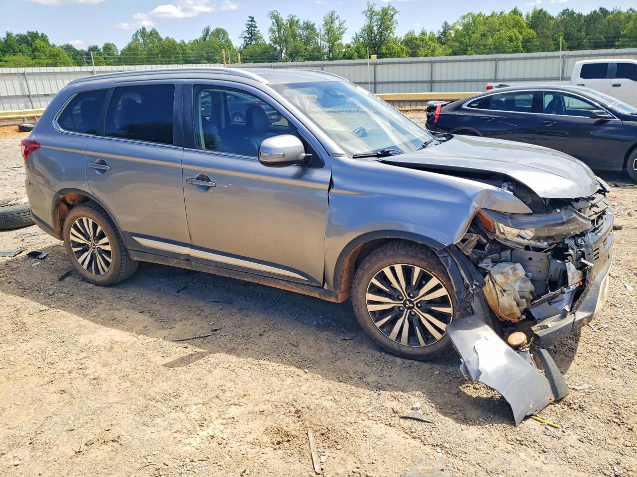 Mitsubishi Outlander Se