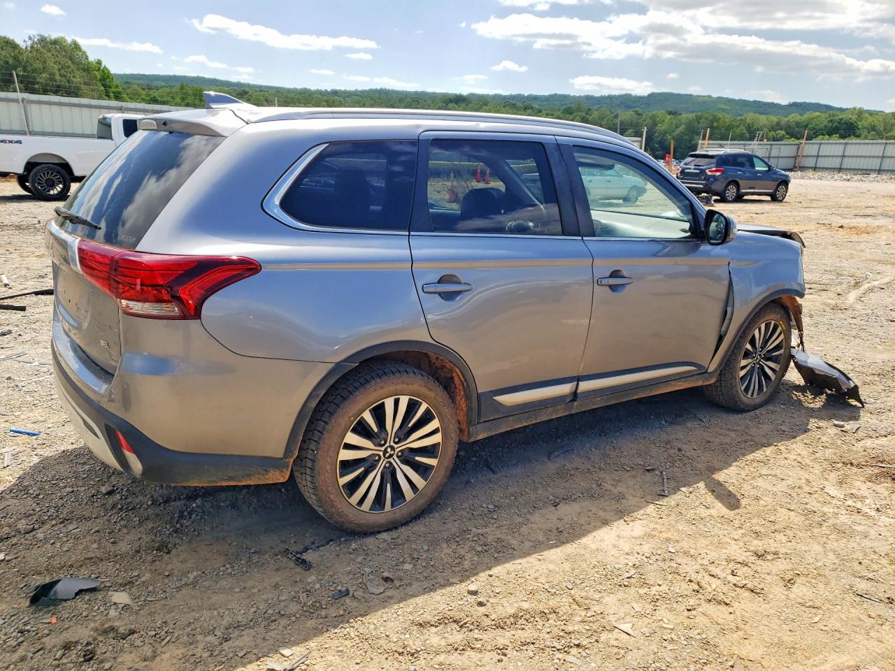 Mitsubishi Outlander Se