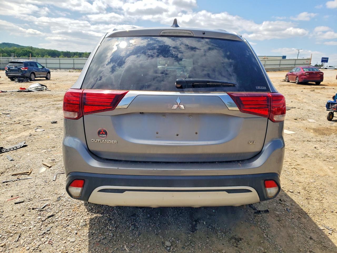 Mitsubishi Outlander Se