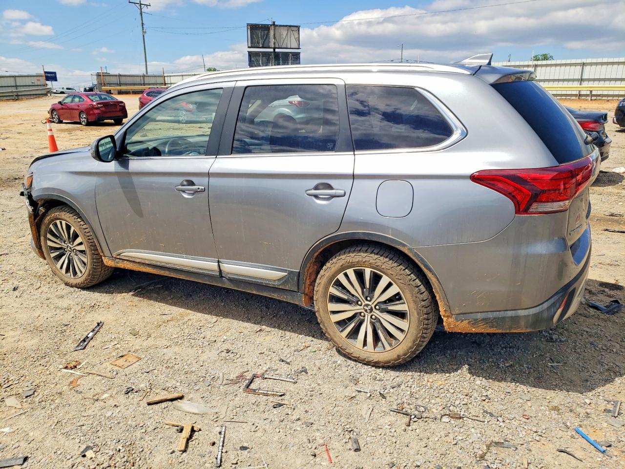 Mitsubishi Outlander Se