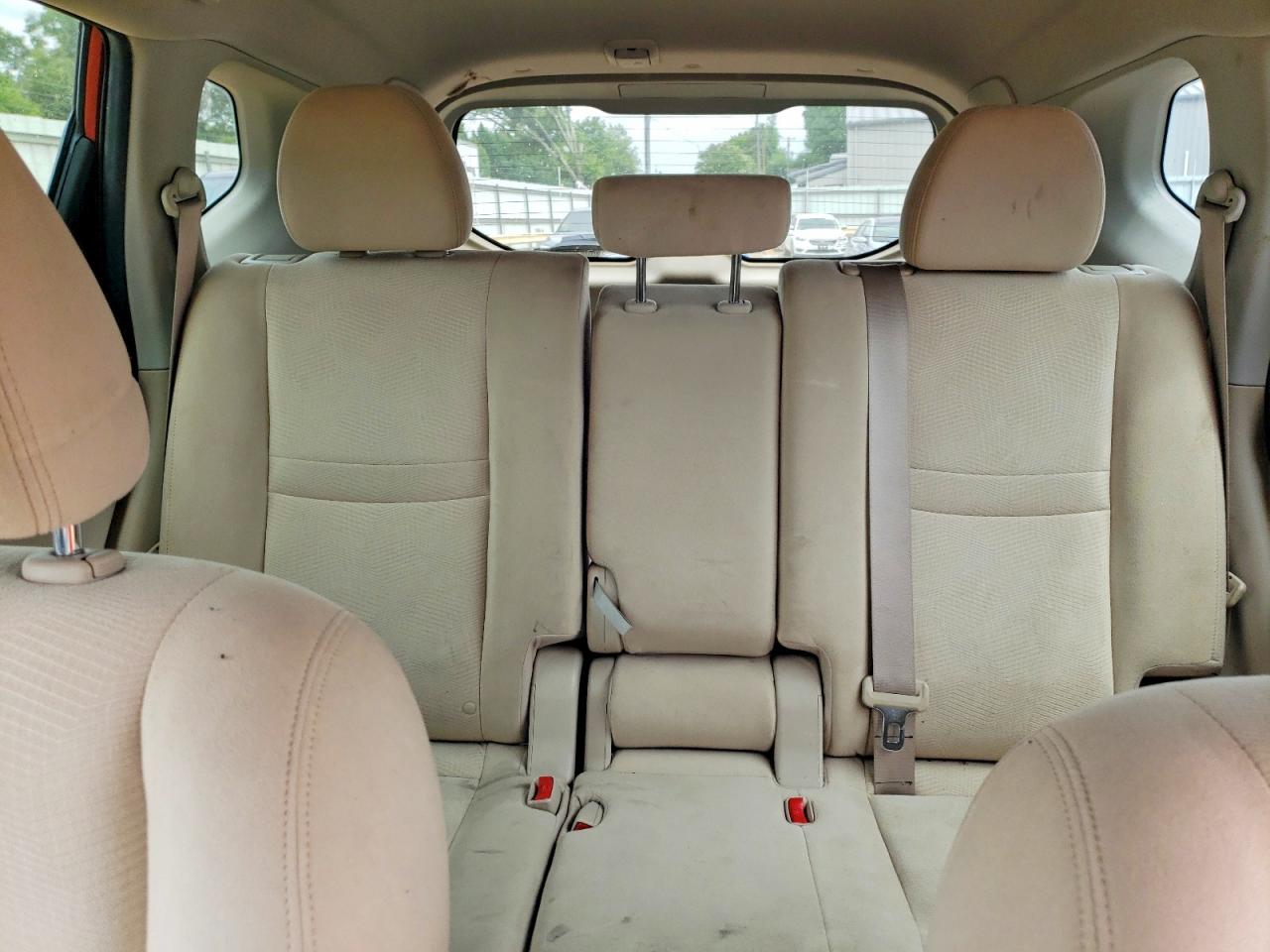 Nissan Rogue S