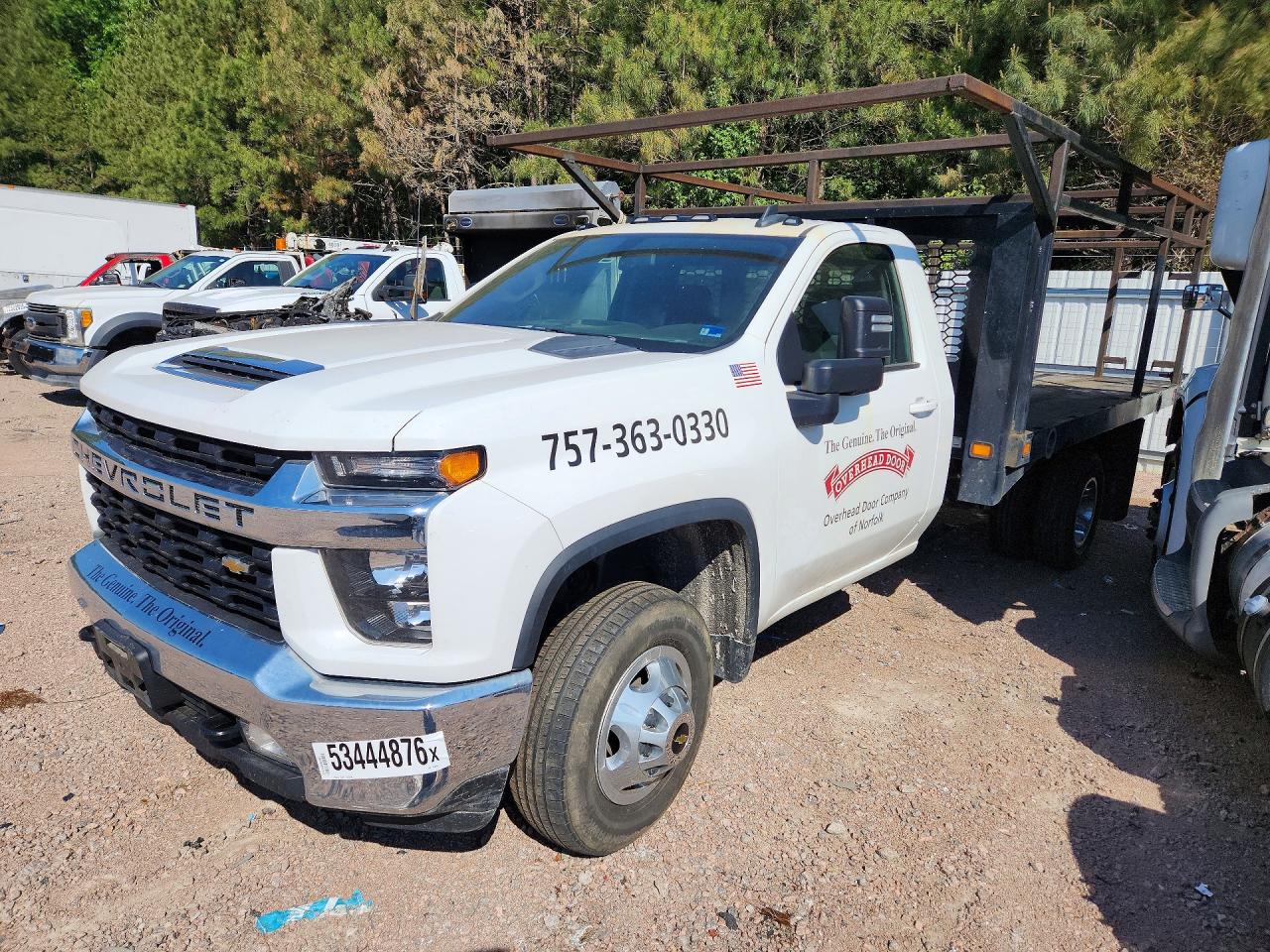 Salvage Chevrolet Silverado Image