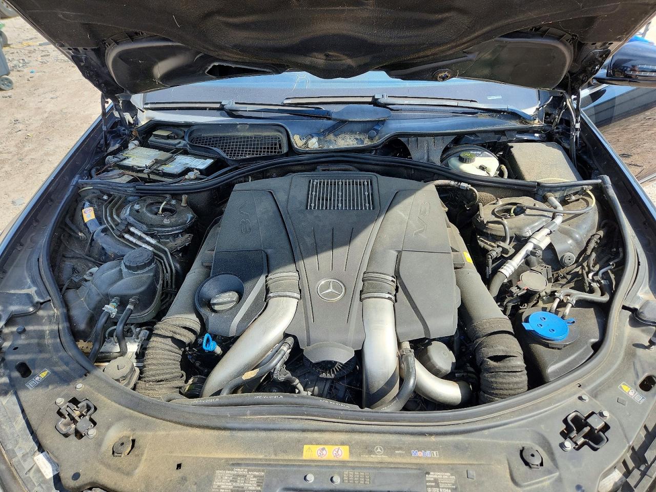 Mercedes-Benz S-Class 550