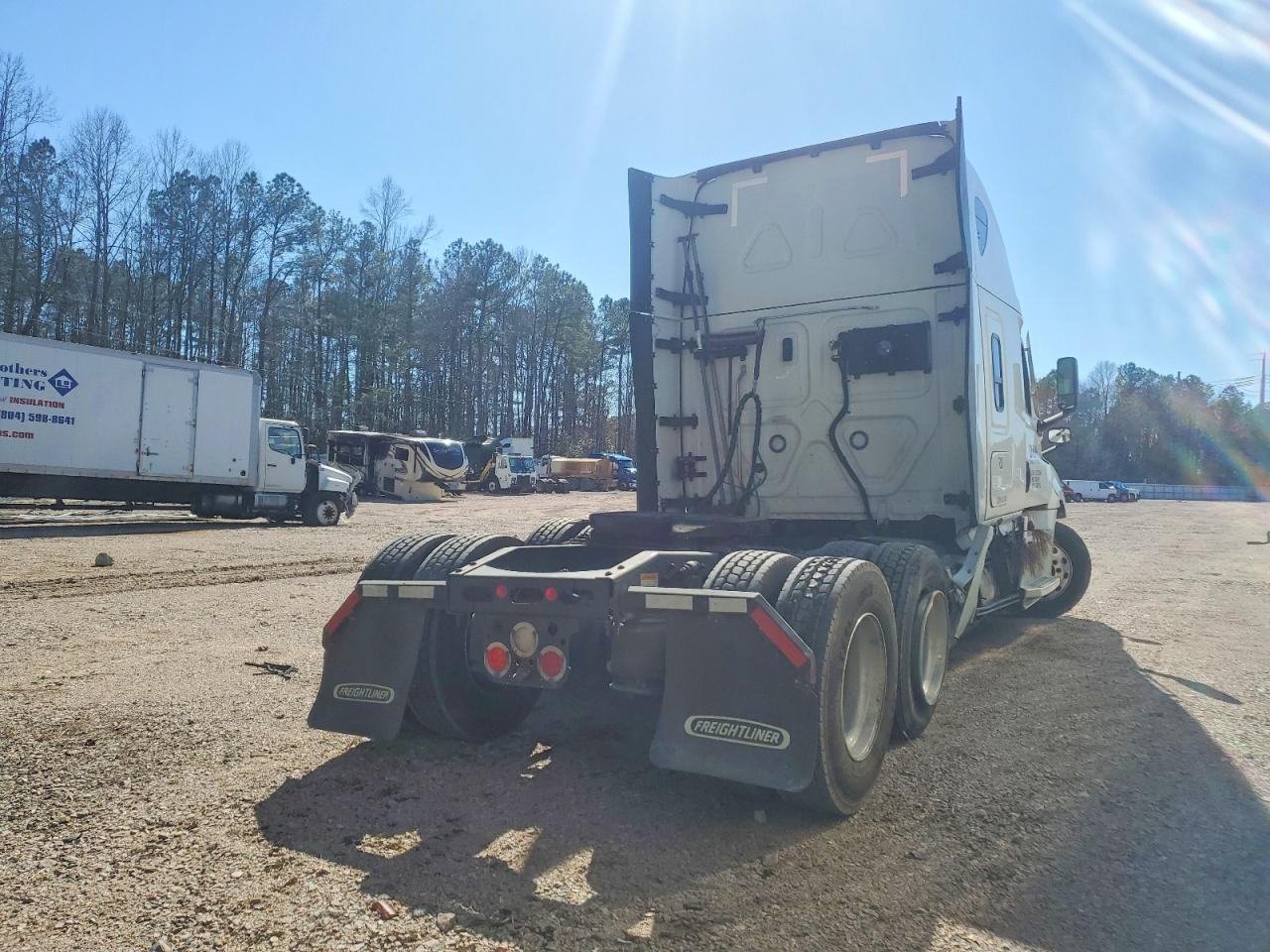 Freightliner Cascadia 1