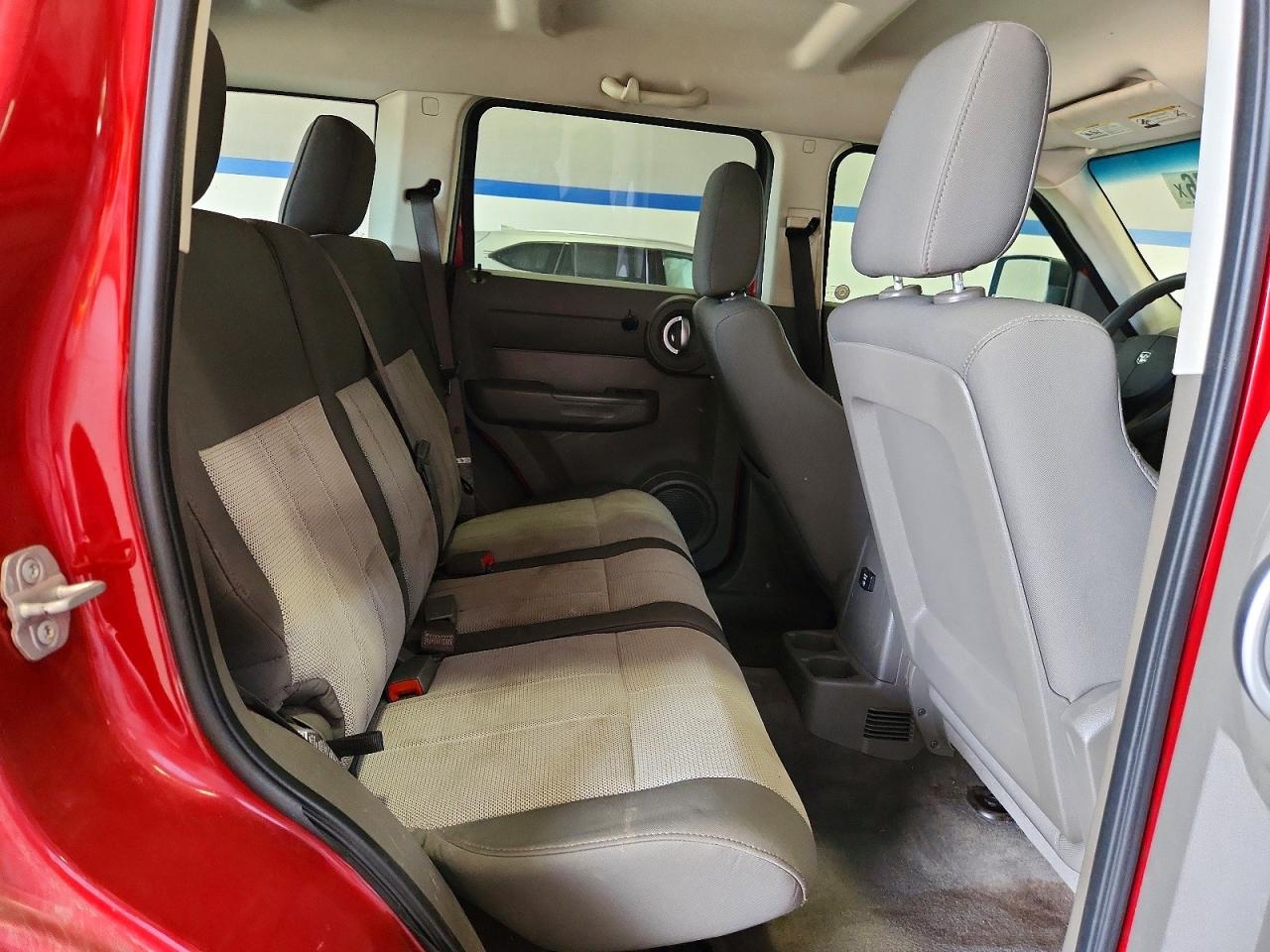 Dodge Nitro Sxt
