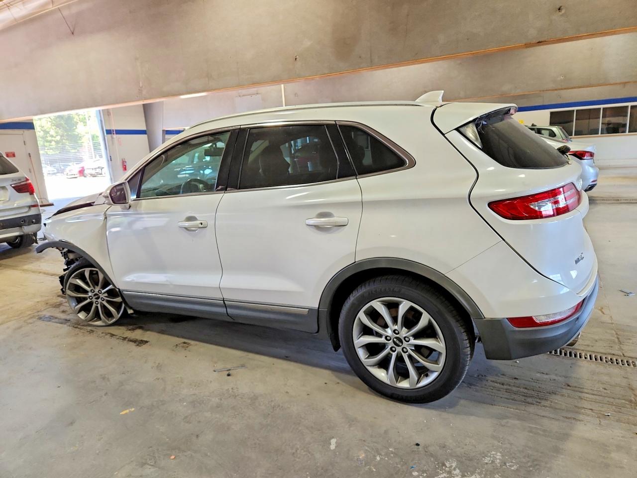 Lincoln MKC Select