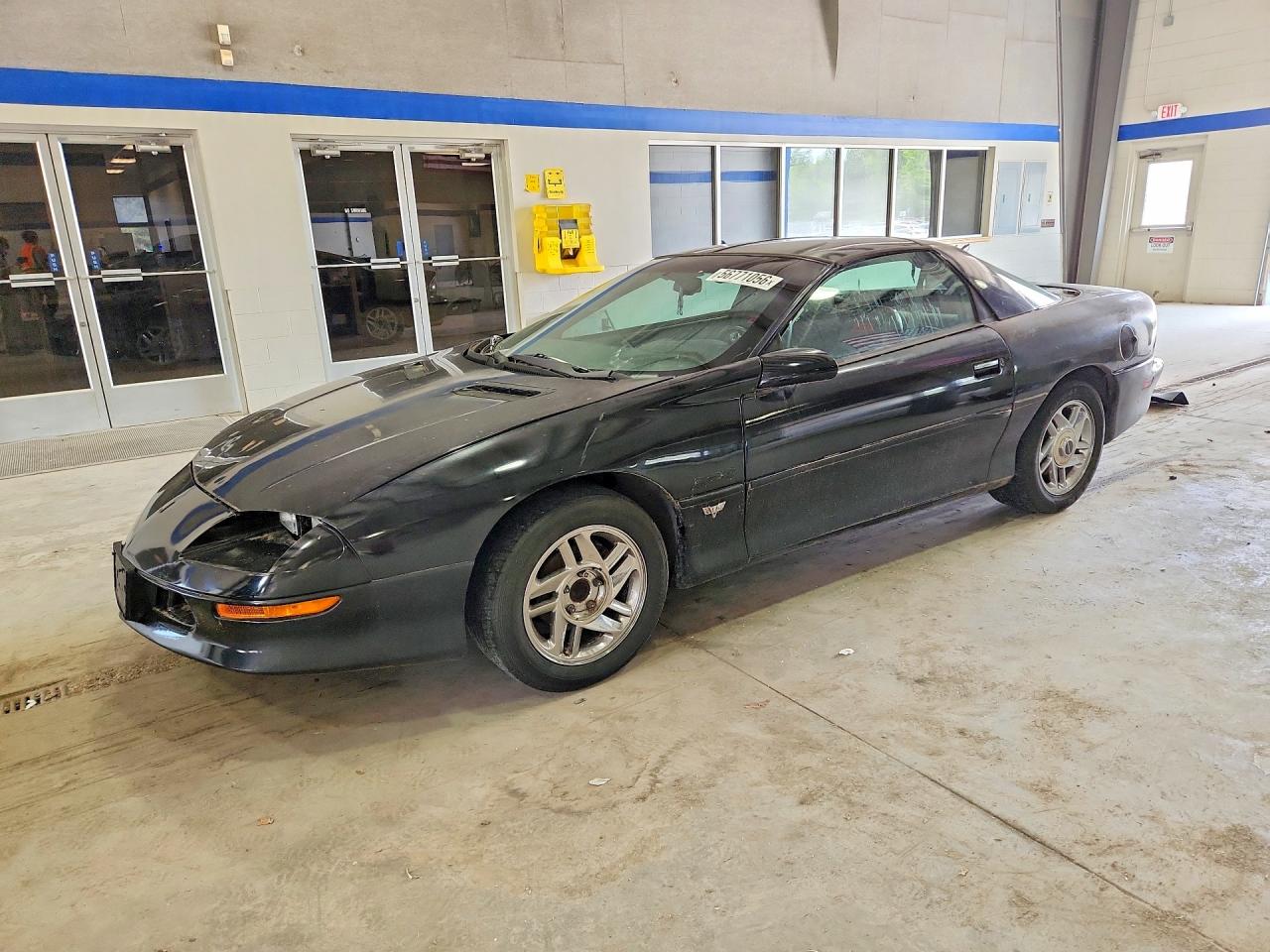 Salvage Chevrolet Camaro Image