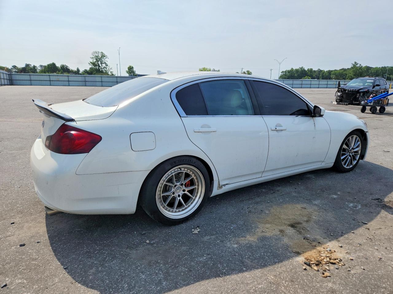 INFINITI G37 X