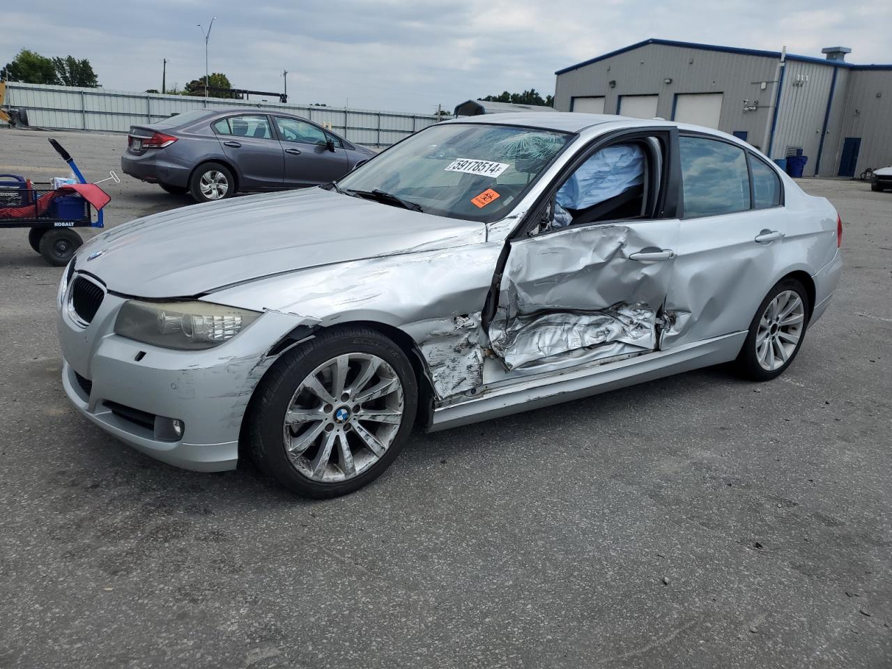 Salvage BMW 3 Series Image