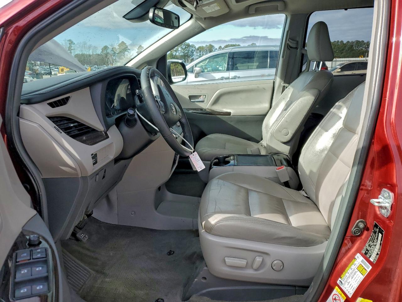 Toyota Sienna Xle