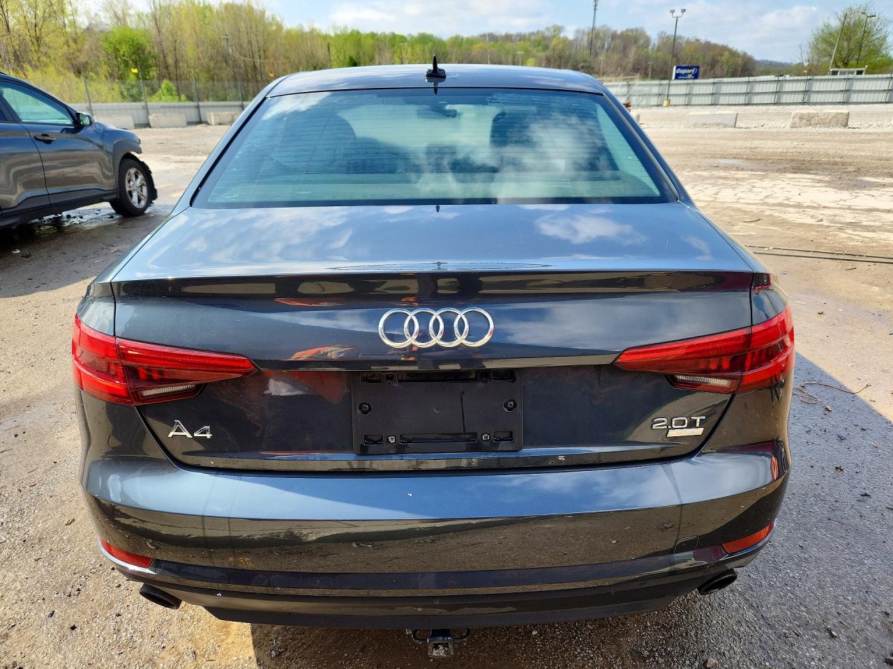 Audi A4 Ultra Premium