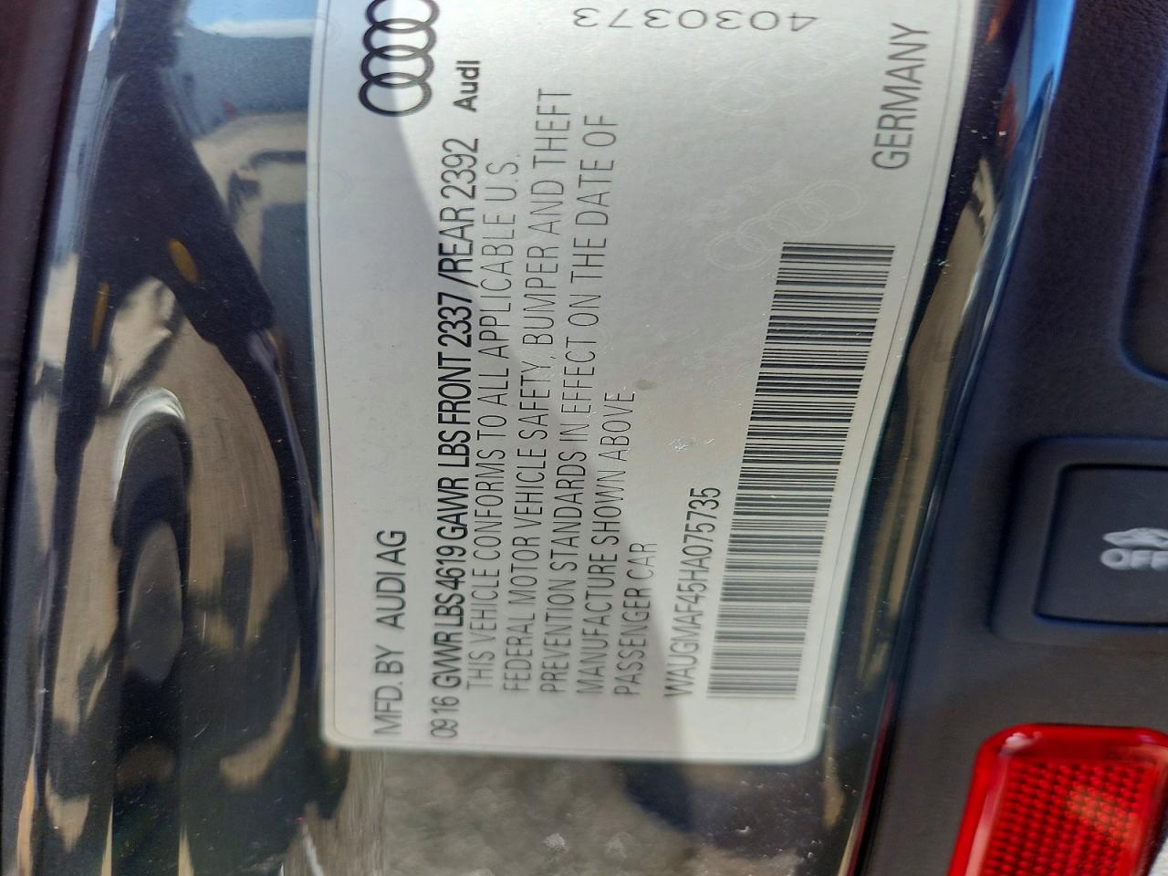 Audi A4 Ultra Premium