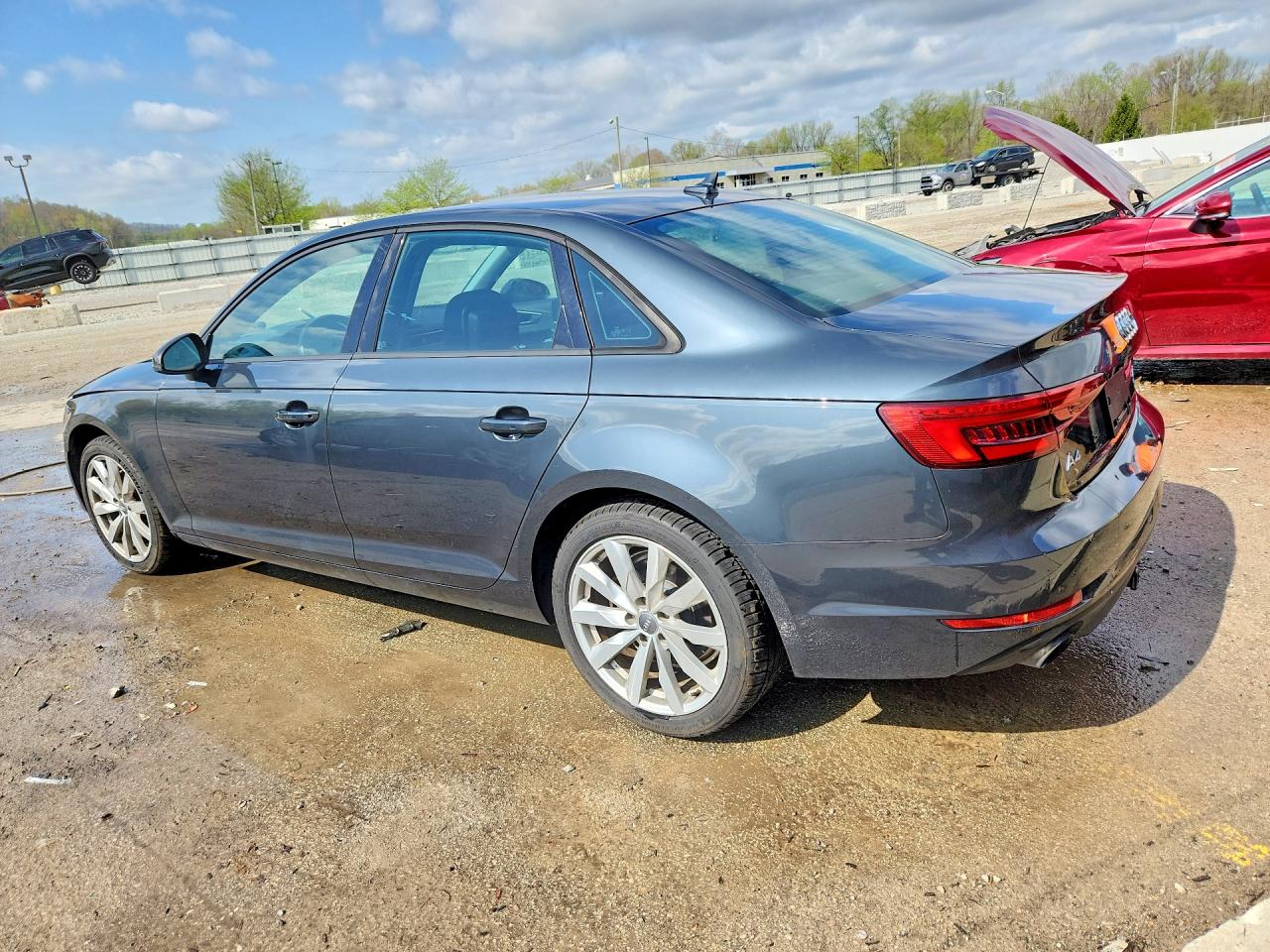 Audi A4 Ultra Premium