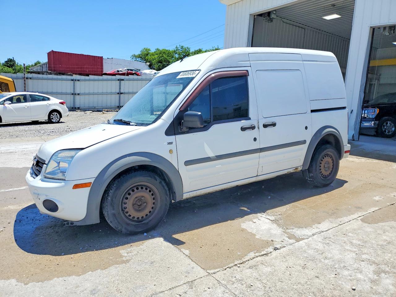 Salvage Ford Transit Image